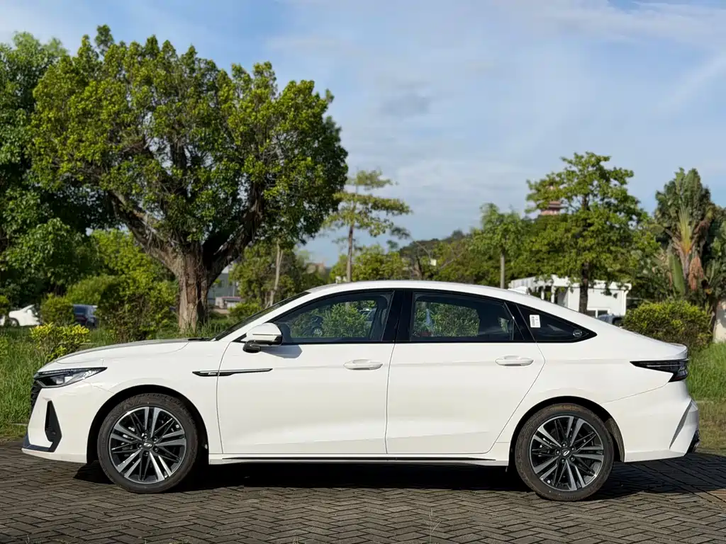 Chery Arrizo 8 — миниатюра 4