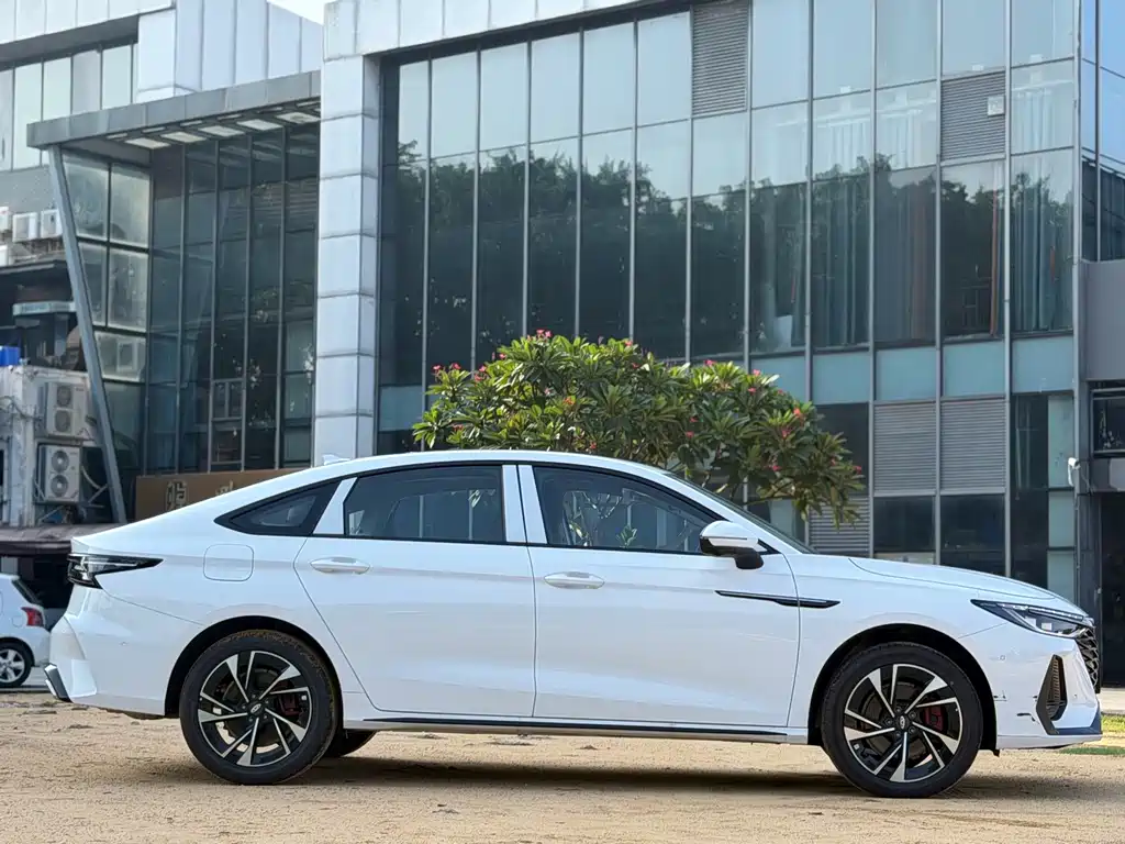 Chery Arrizo 8 — миниатюра 5