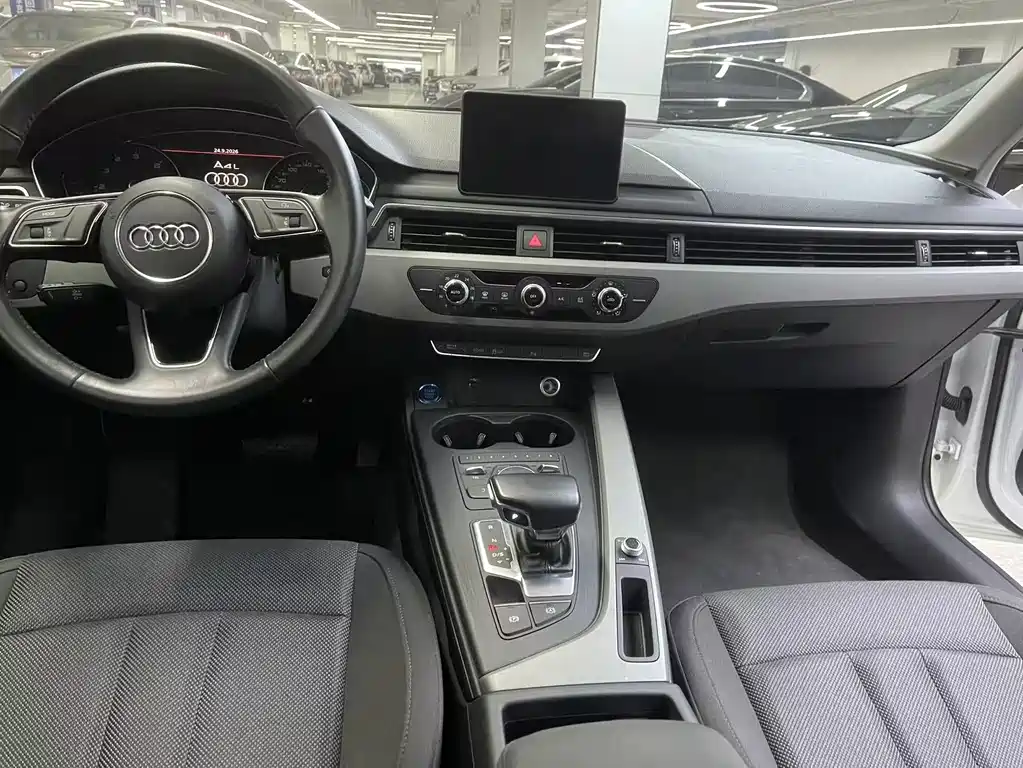 Audi A4L — миниатюра 8