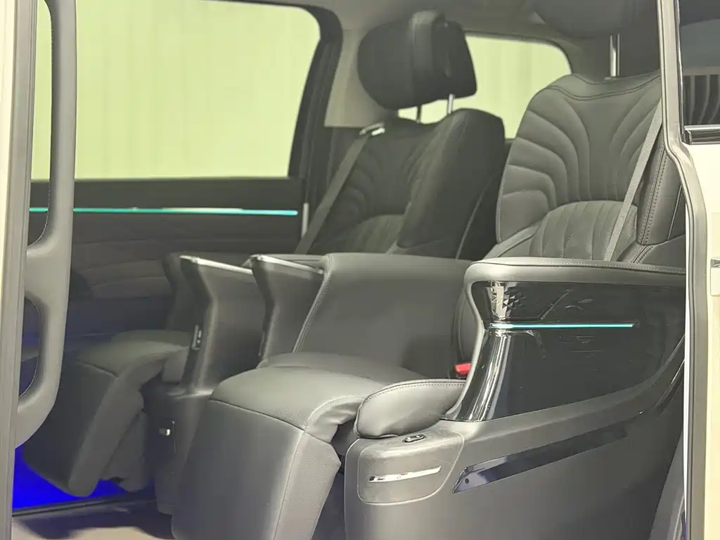 GAC Motor Trumpchi M8 — миниатюра 15