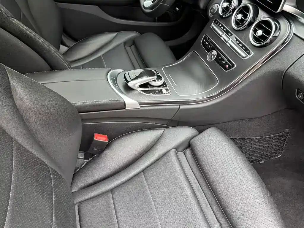 Mercedes-Benz C-Class — миниатюра 29