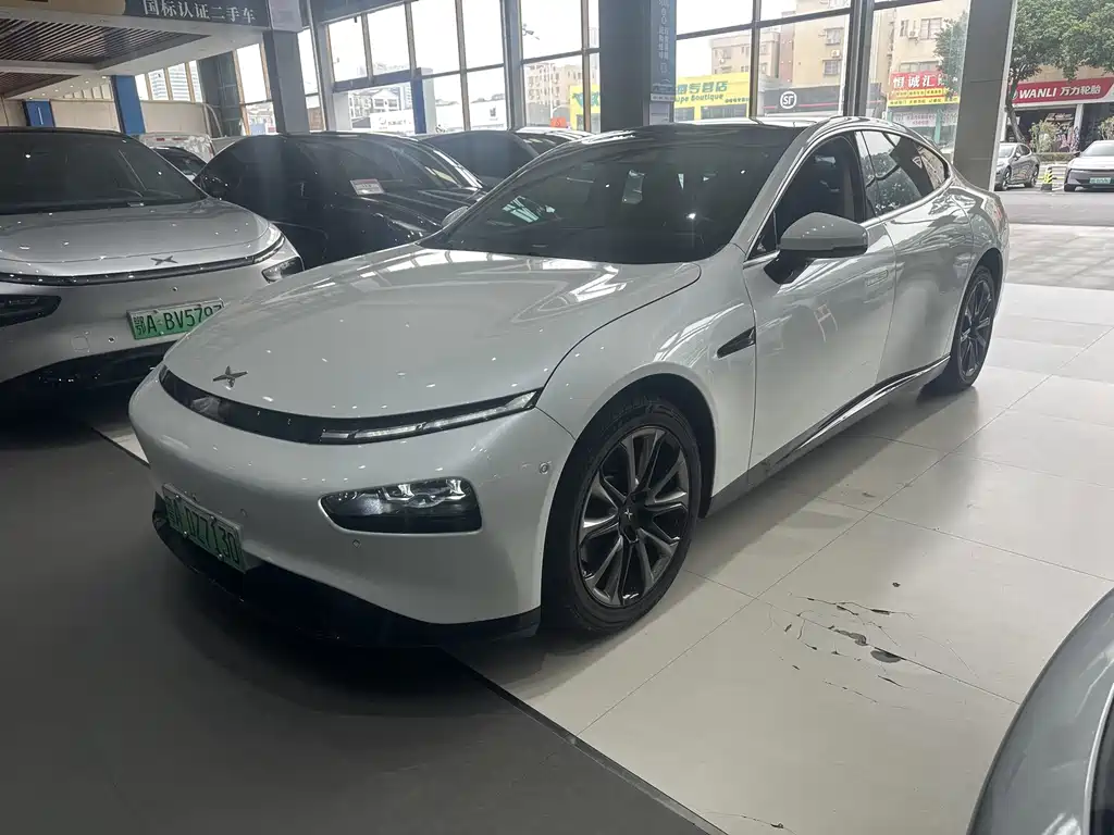 XPeng P7 — миниатюра 2