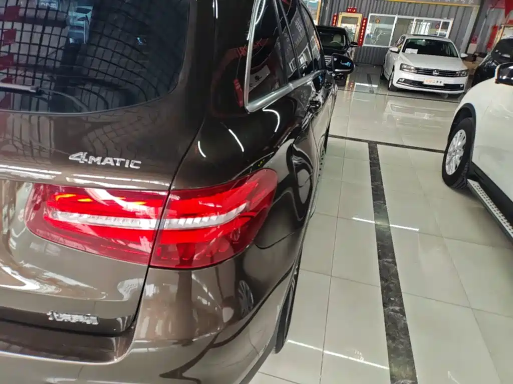 Mercedes-Benz GLC — миниатюра 8