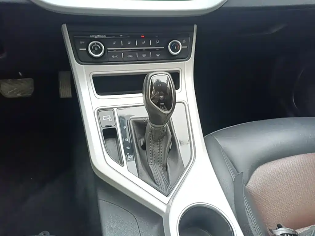 Geely Vision — миниатюра 14