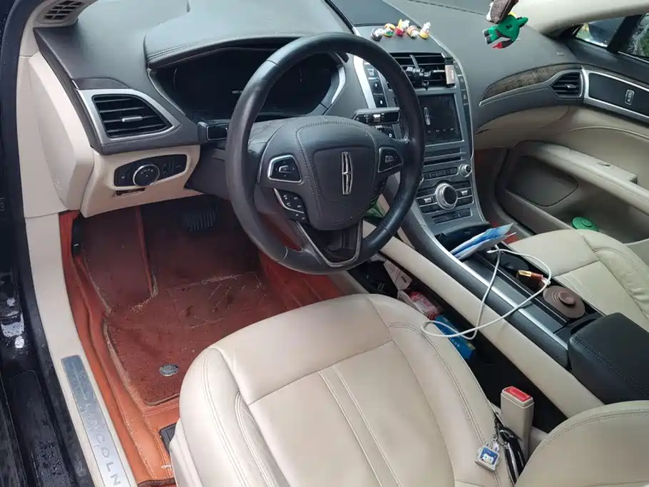 Lincoln MKZ — миниатюра 12