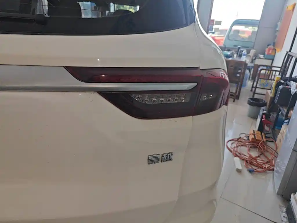 Geely Haoyue — миниатюра 8