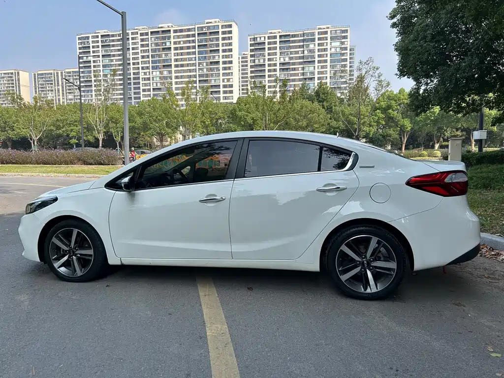 Kia K3 — миниатюра 4