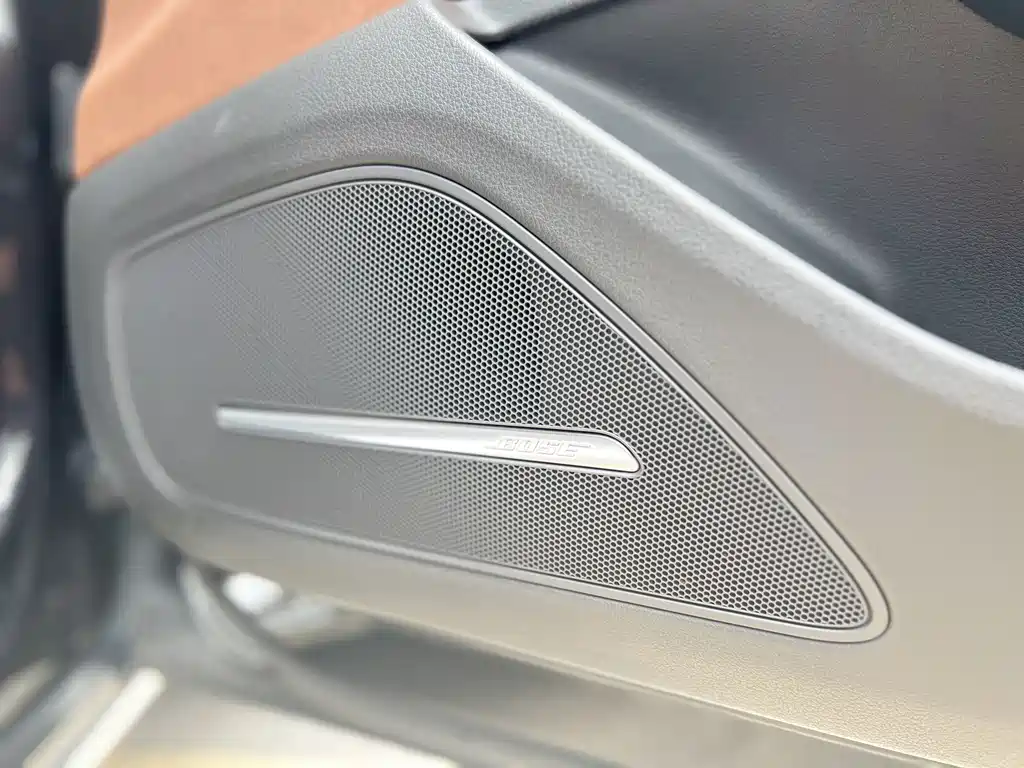 Audi A8 — миниатюра 12