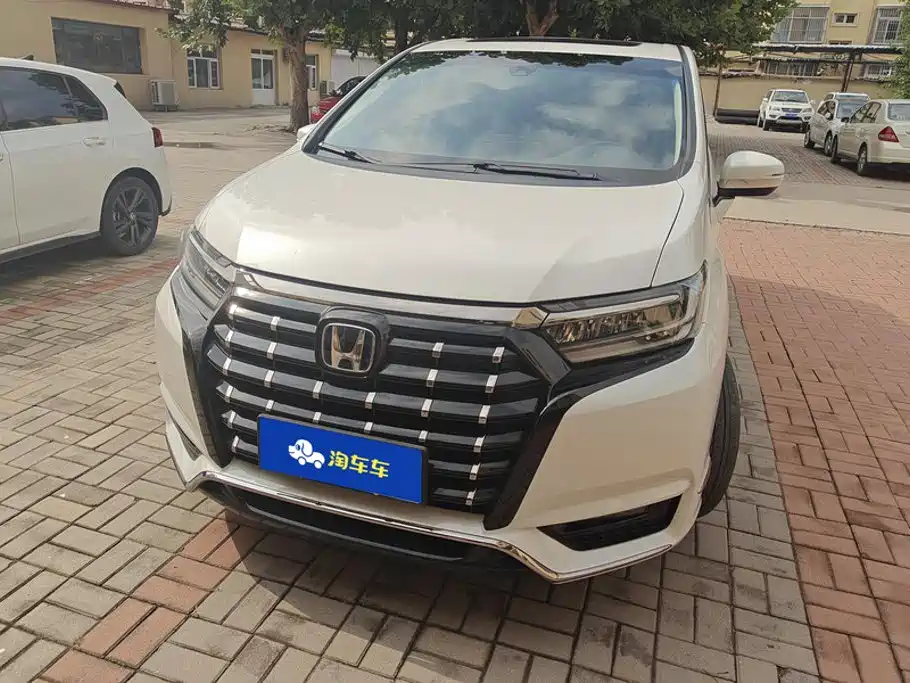 Honda Elysion — миниатюра 2