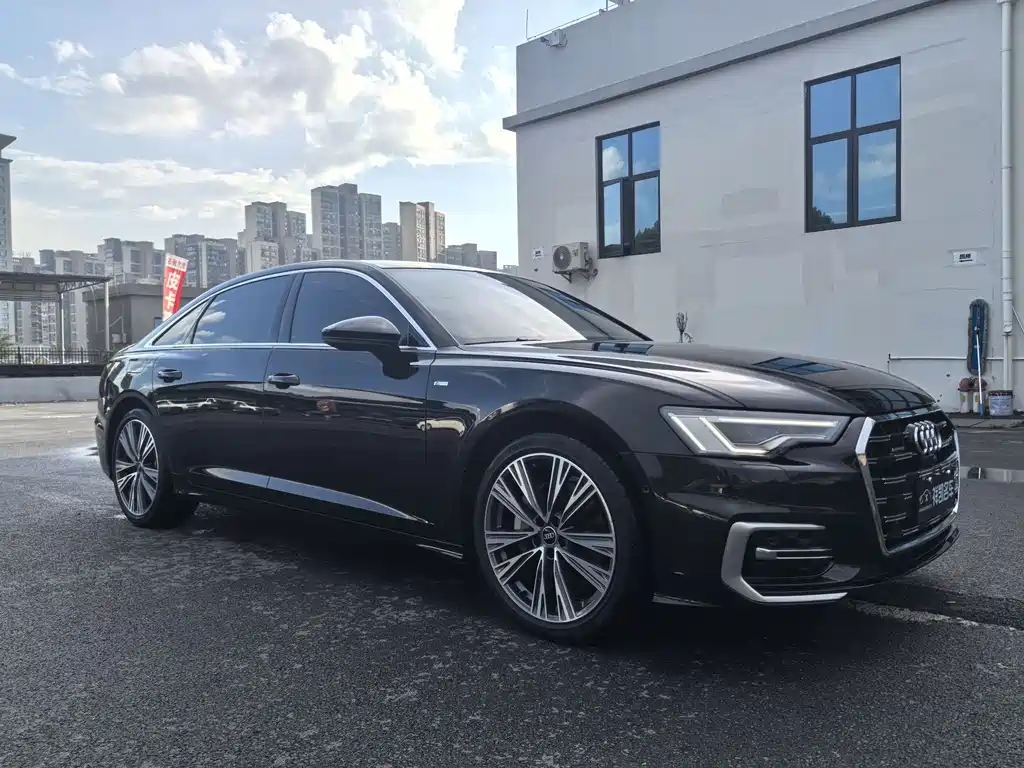 Audi A6L 2025 45 TFSI quattro
