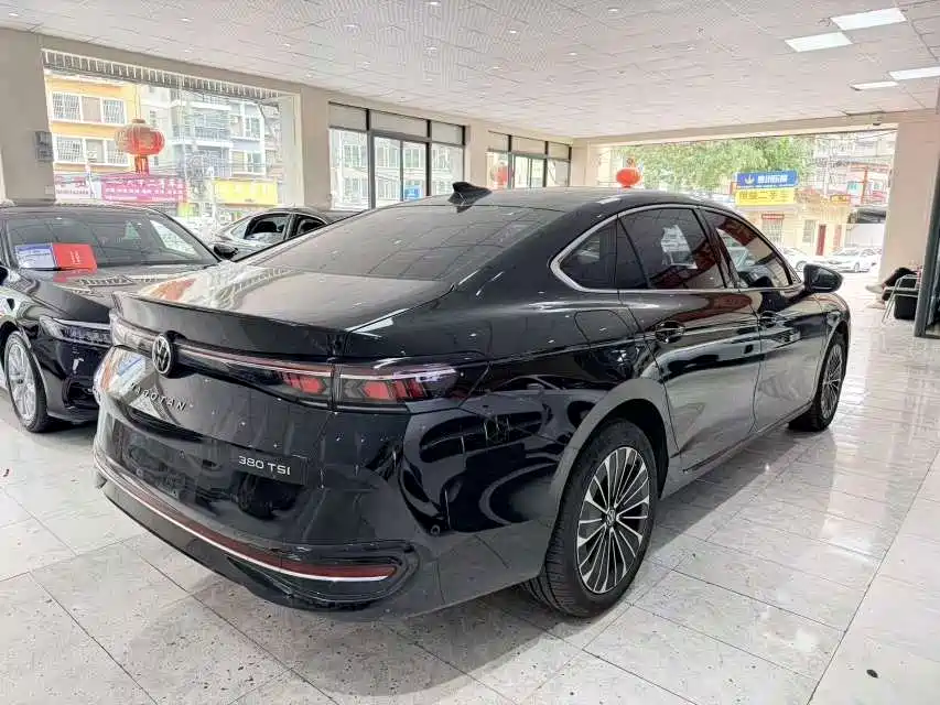 Volkswagen Magotan — миниатюра 6