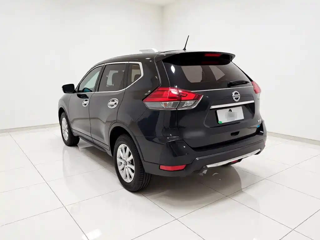 Nissan X-Trail — миниатюра 4