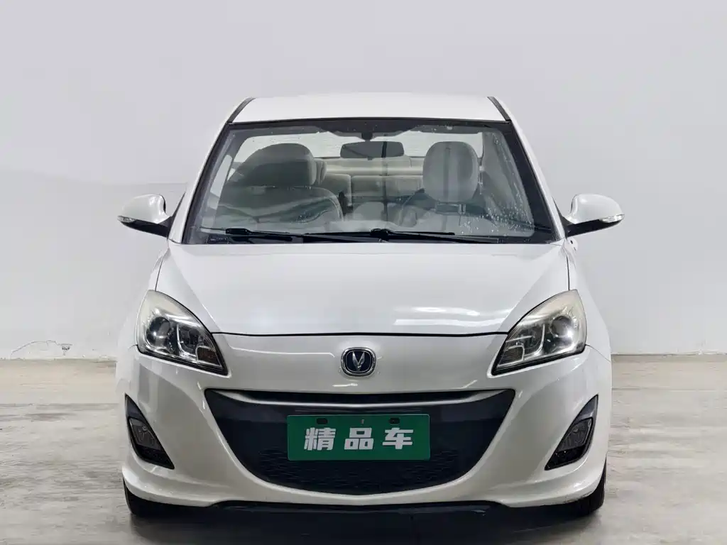 Changan V5 — миниатюра 2