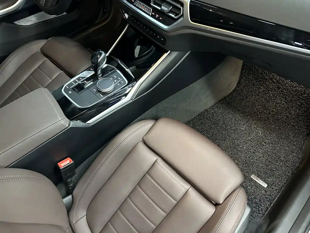BMW 3 Series — миниатюра 7