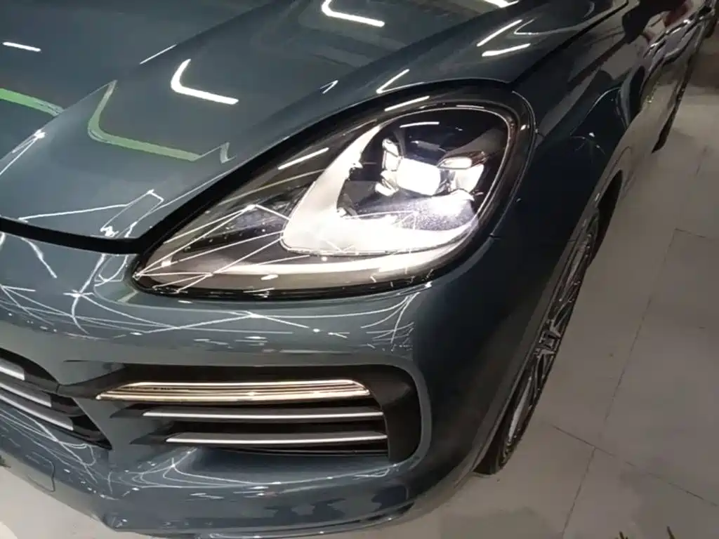 Porsche Cayenne Hybrid — миниатюра 24
