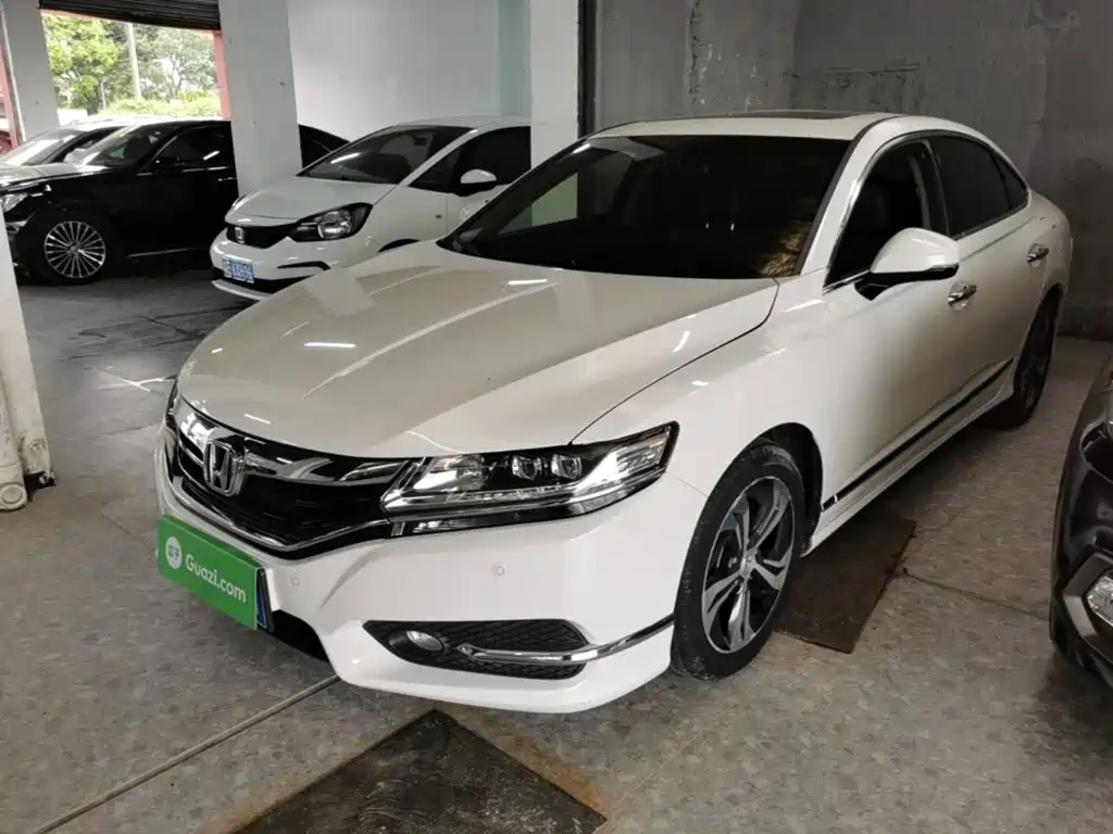Honda Spirior 2015 2.4L Luxury