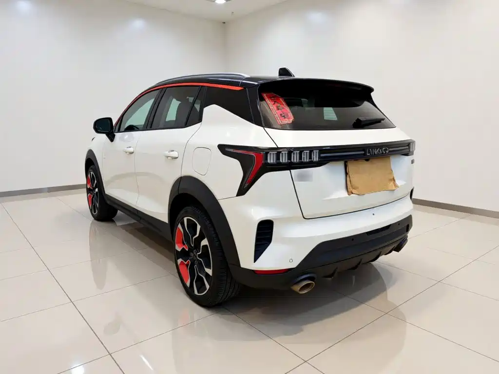 Lynk & Co 06 — миниатюра 4