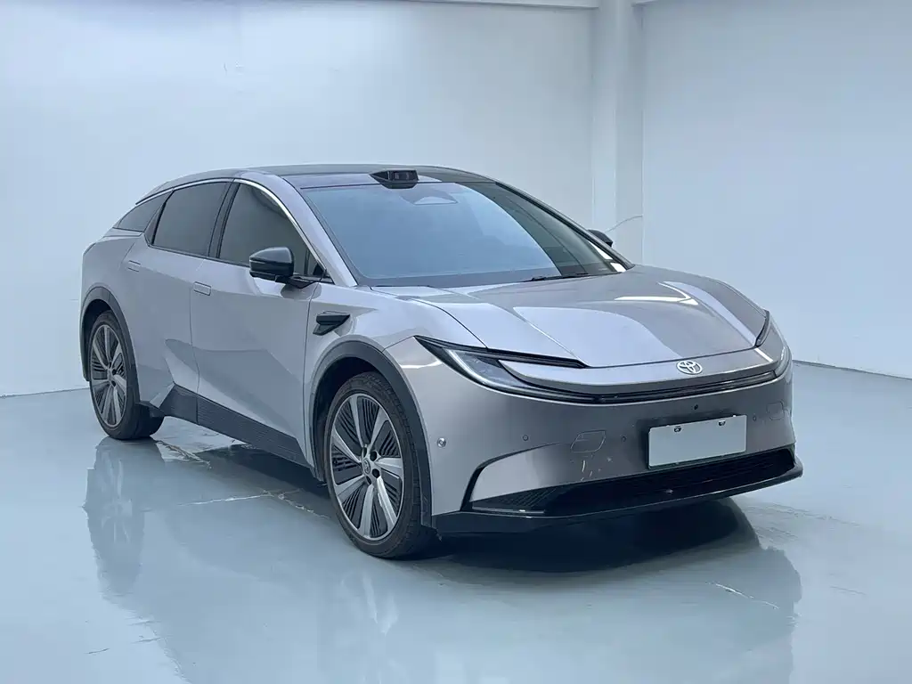 Toyota bZ5