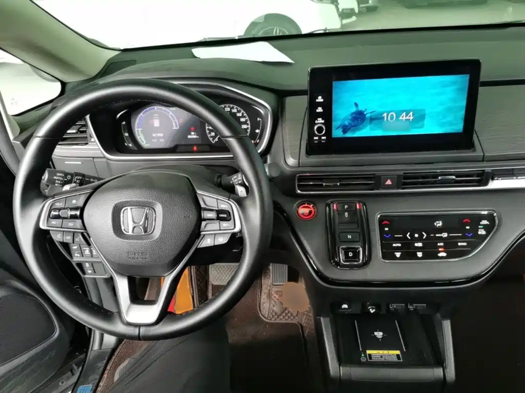 Honda Elysion — миниатюра 10