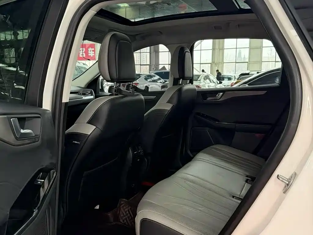 Ford Escape — миниатюра 6