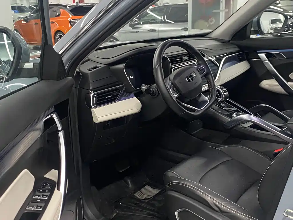 Geely Boyue — миниатюра 5