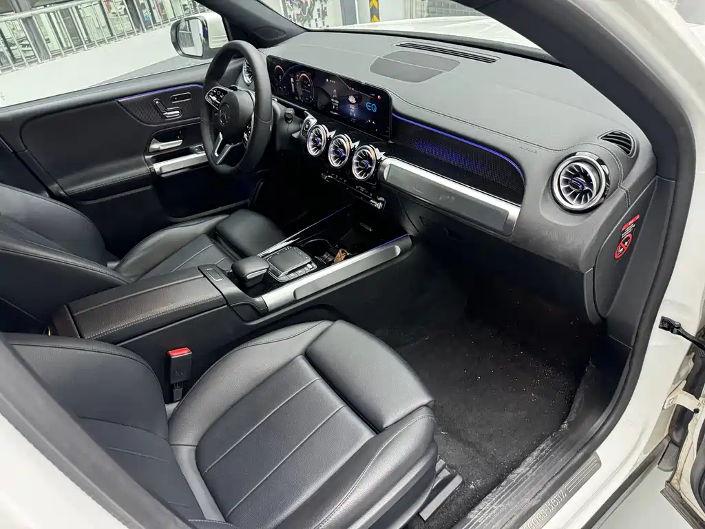 Mercedes-Benz EQB — миниатюра 10