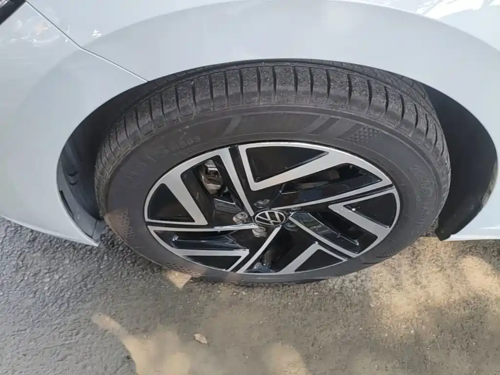 Volkswagen Sagitar — миниатюра 23