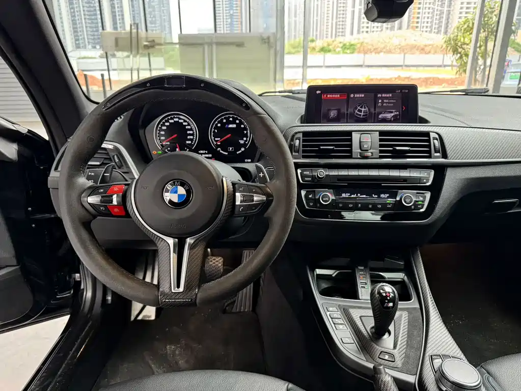 BMW M2 — миниатюра 6