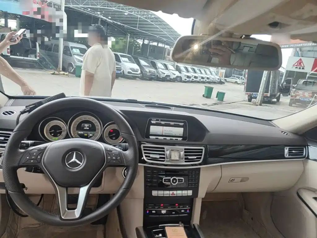 Mercedes-Benz E-Class E 2015 E 260 L Sport