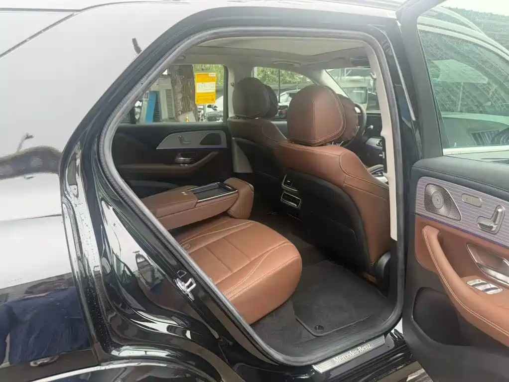 Mercedes-Benz GLE — миниатюра 31