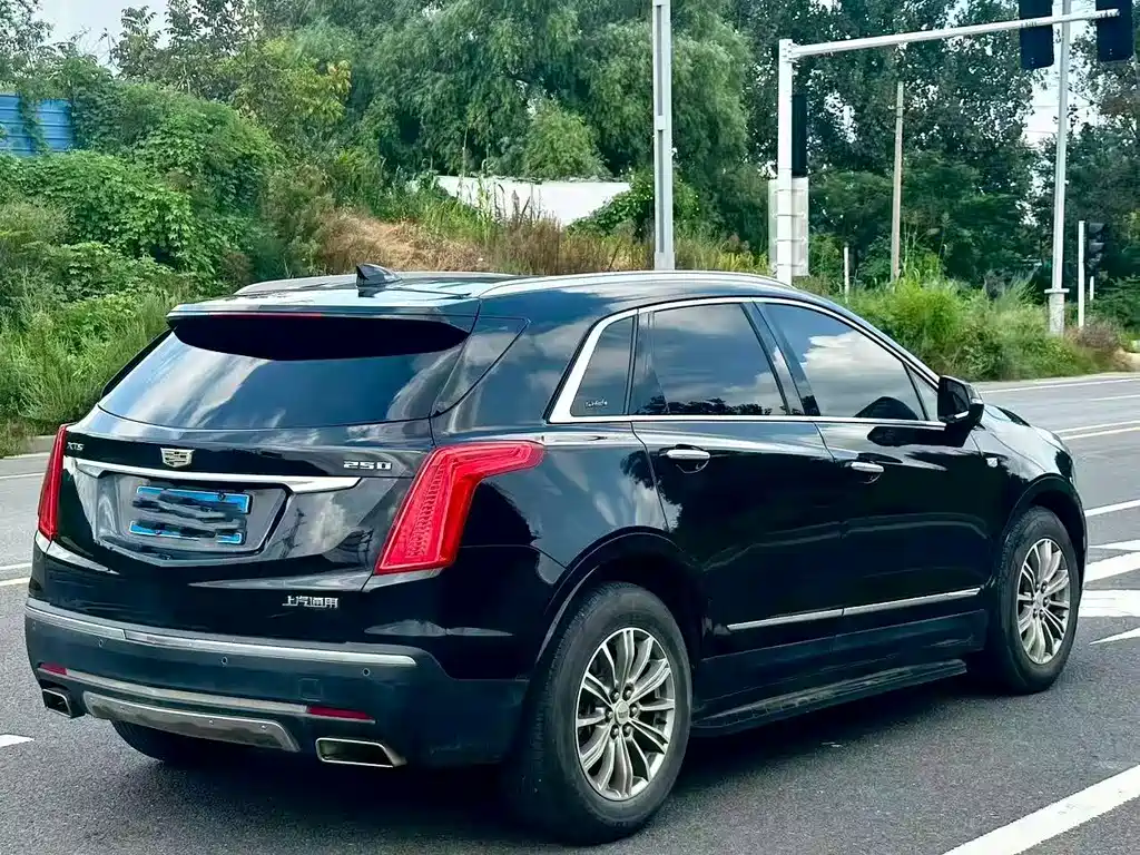 Cadillac XT5 — миниатюра 9