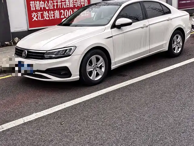 Volkswagen Lamando
