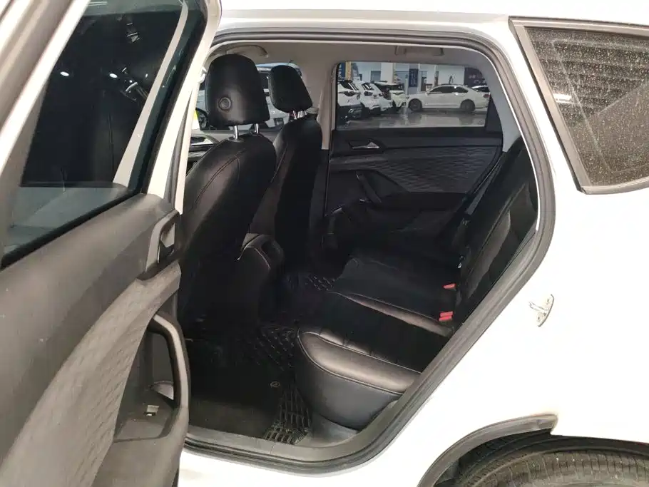 Volkswagen Tharu — миниатюра 11