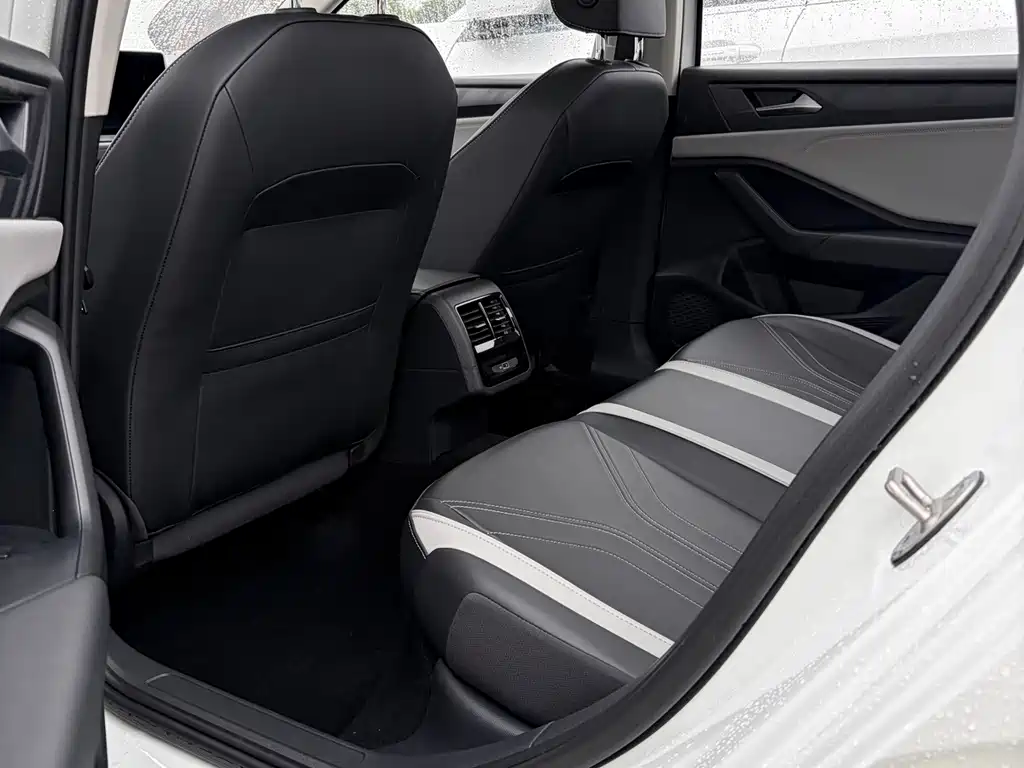Jetta VA7 — миниатюра 12