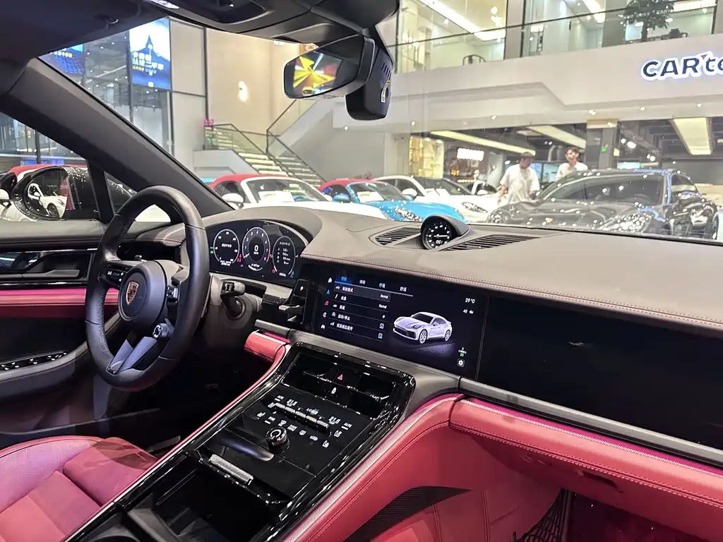Porsche Panamera — миниатюра 3