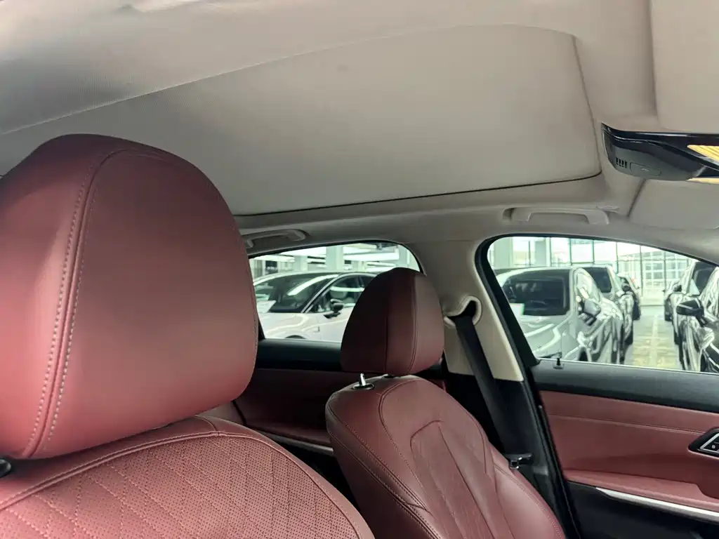 BMW i3 — миниатюра 12