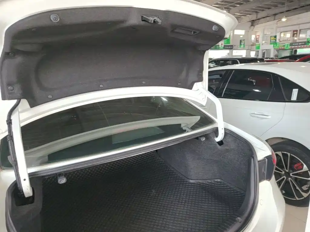 Mazda Atenza — миниатюра 19