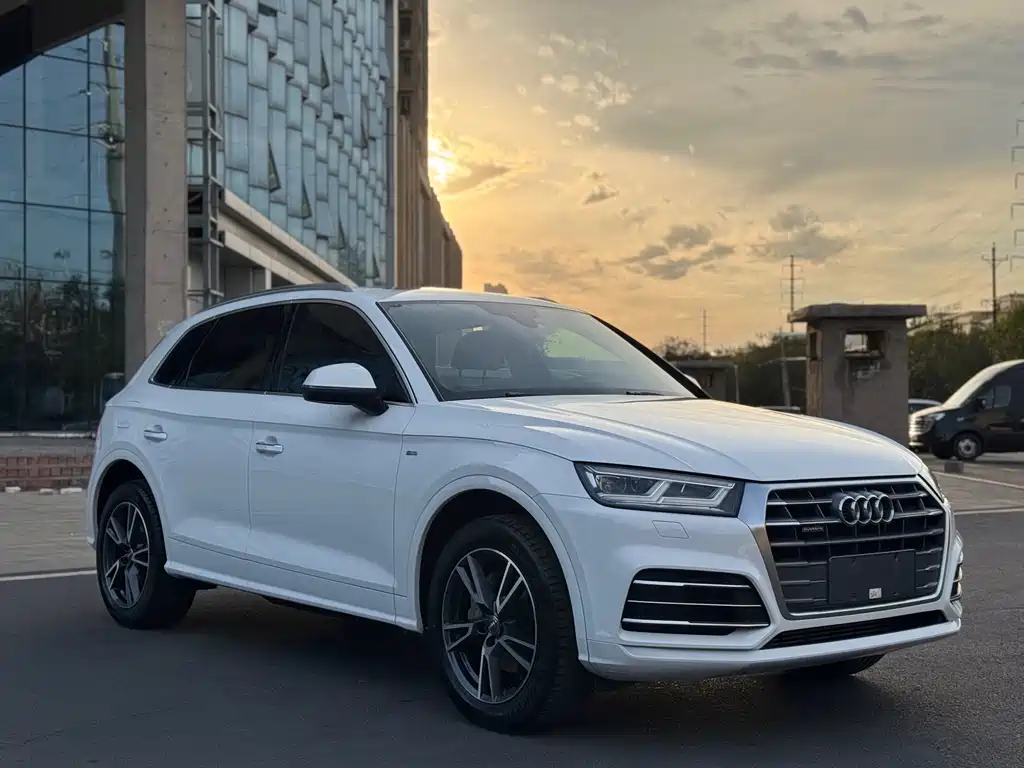 Audi Q5L — миниатюра 3