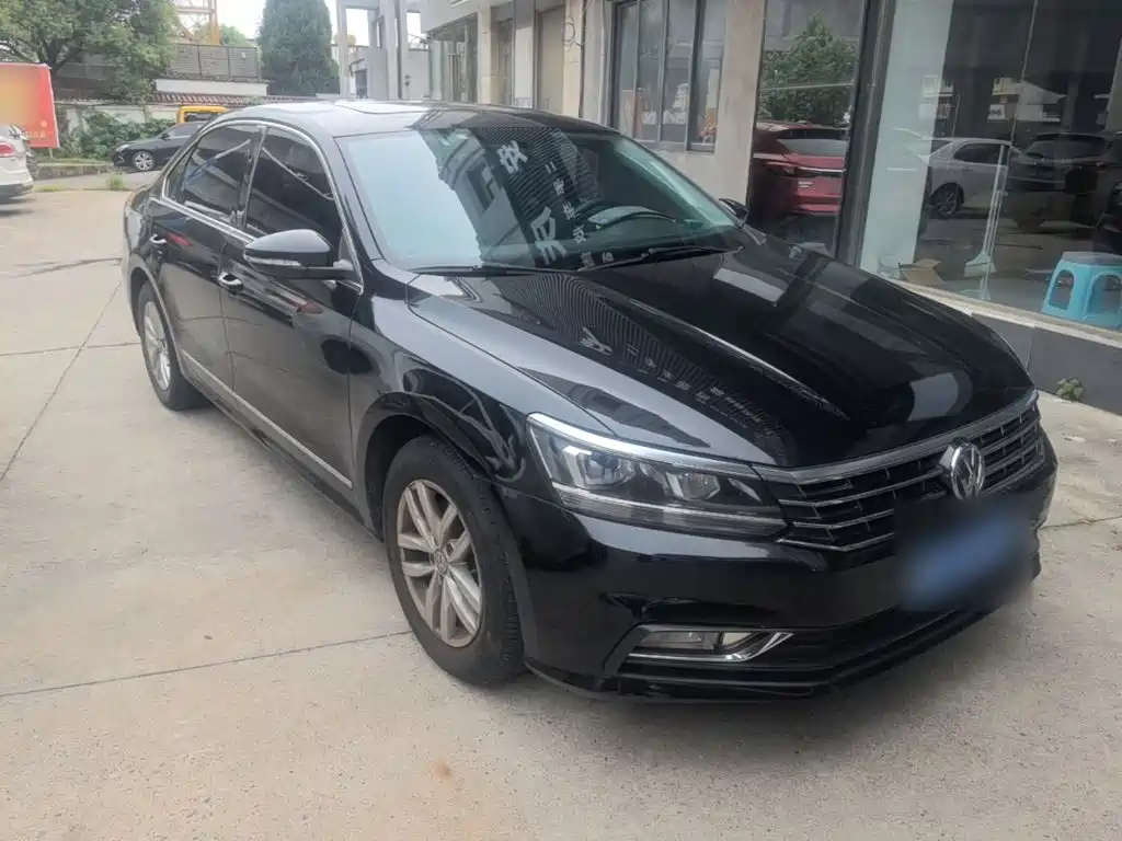 Volkswagen Passat — миниатюра 4