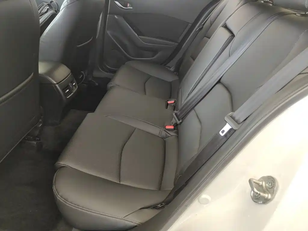 Mazda 3 Axela — миниатюра 17