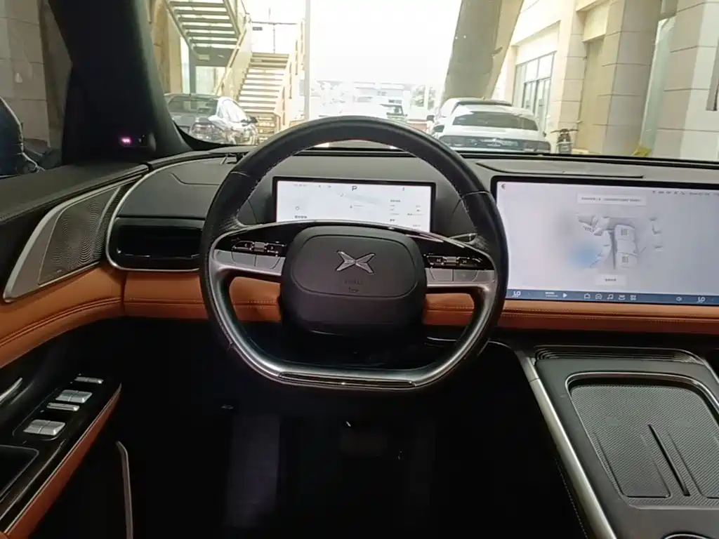 XPeng G9 — миниатюра 11
