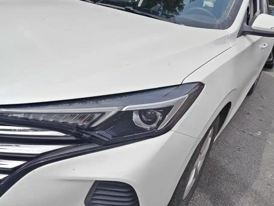 Changan Eado — миниатюра 5