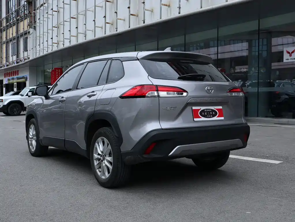 Toyota Corolla Cross — миниатюра 6