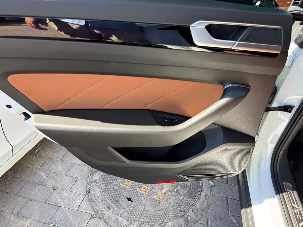 Volkswagen CC — миниатюра 9