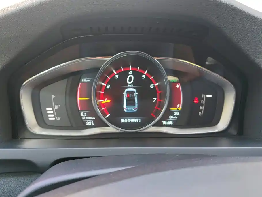 Volvo S60 PHEV — миниатюра 14