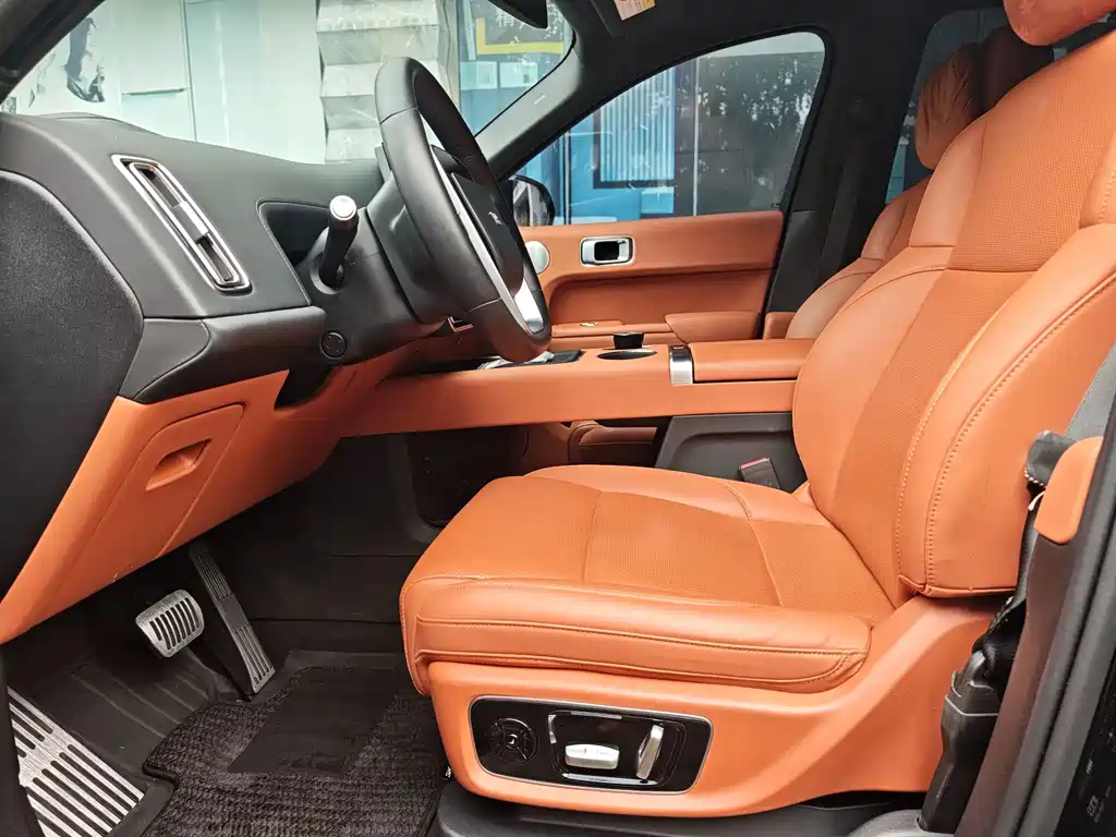 Li Auto Li L8 — миниатюра 8