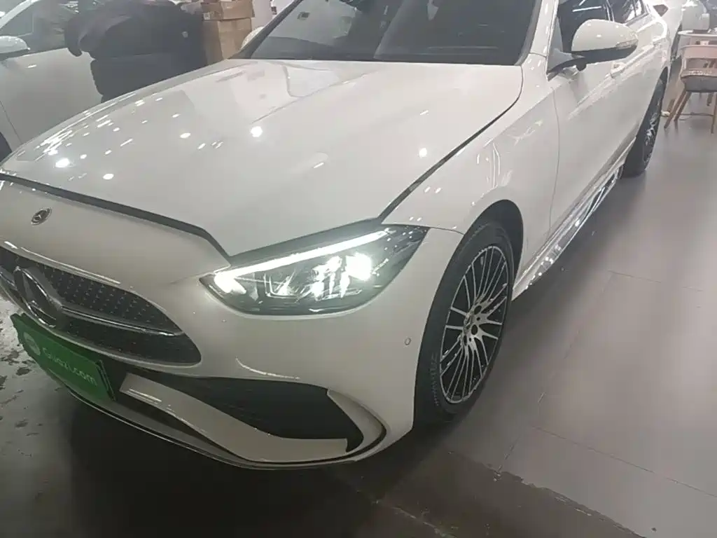 Mercedes-Benz C-Class — миниатюра 24