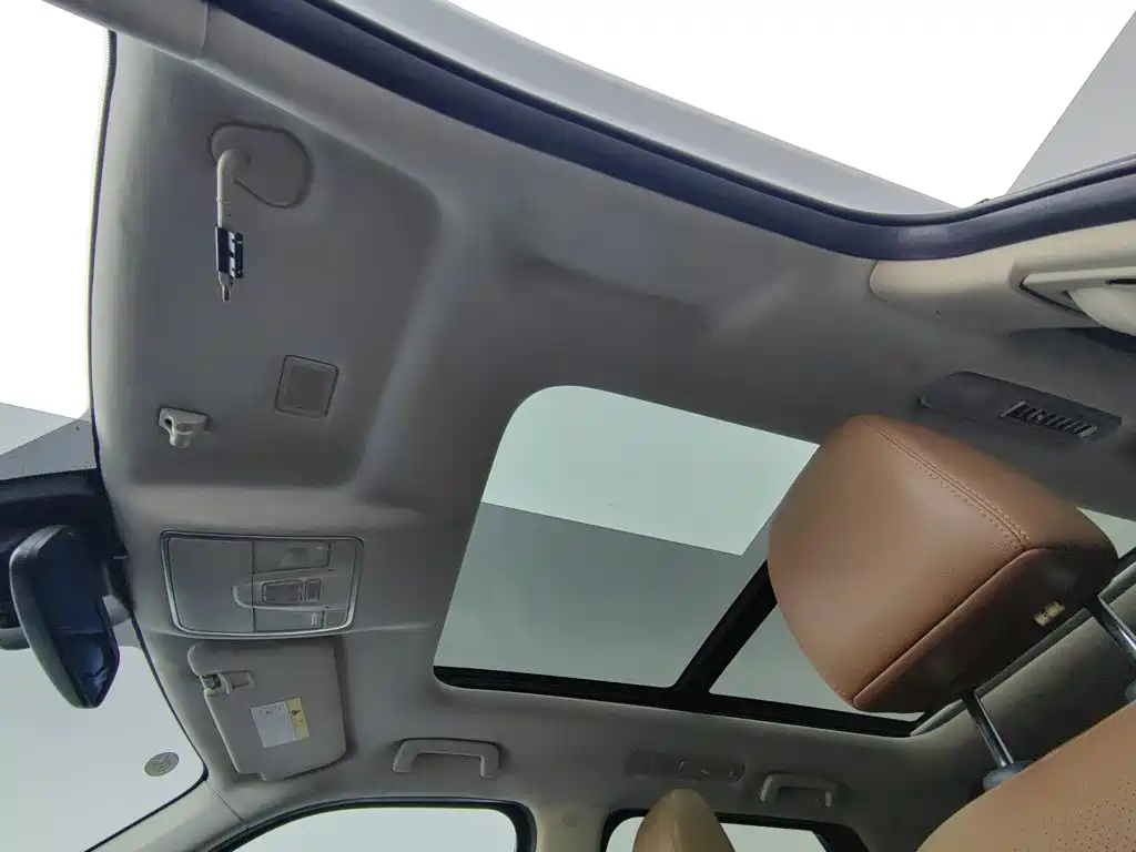 Changan CS95 — миниатюра 14