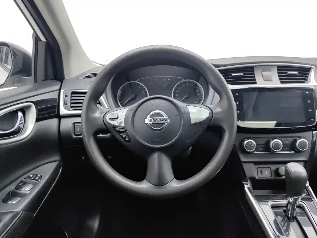 Nissan Sylphy — миниатюра 11