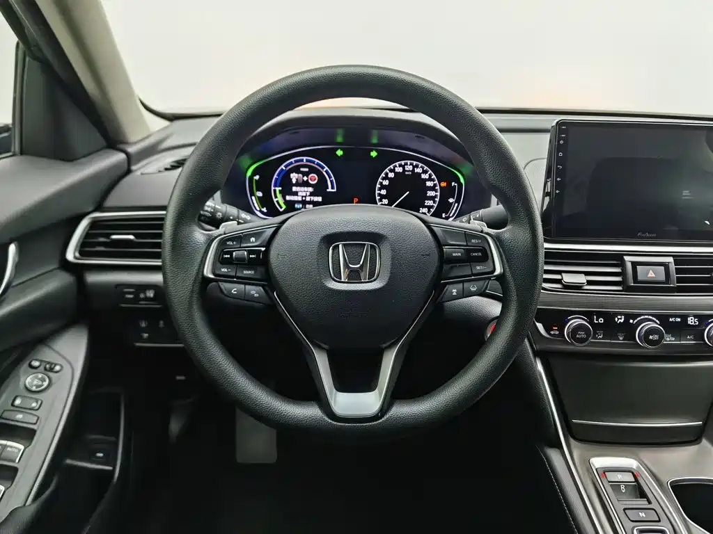 Honda Accord — миниатюра 11
